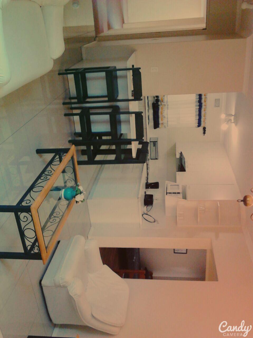 Lounge / Kitchen